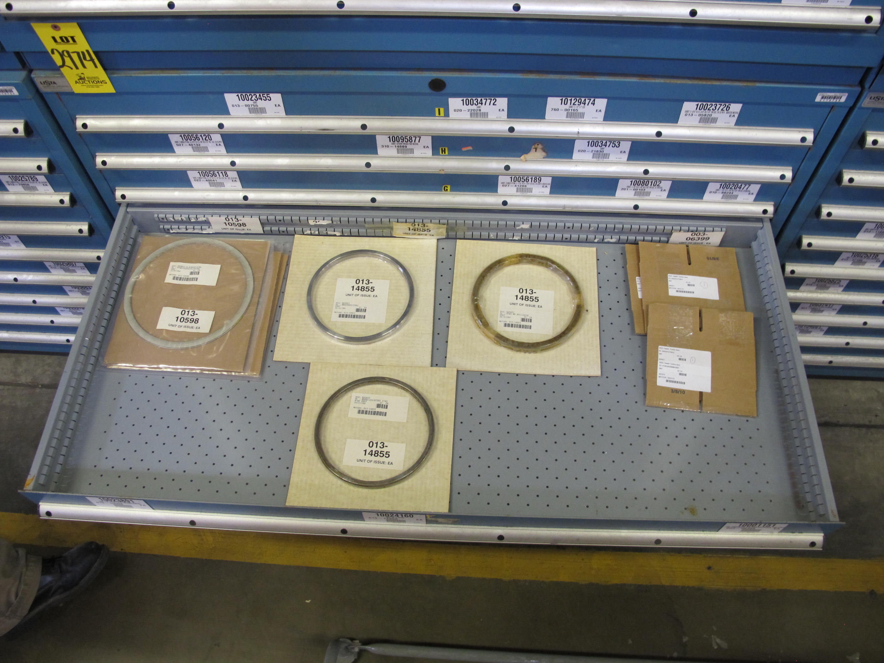 LISTA HEAVY DUTY 9-DRAWER PARTS CABINET W/ CONTENTS (W-50) LOADING & HANDLING FEE $25-